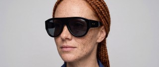 Meller Lira All Black Genererad bild
